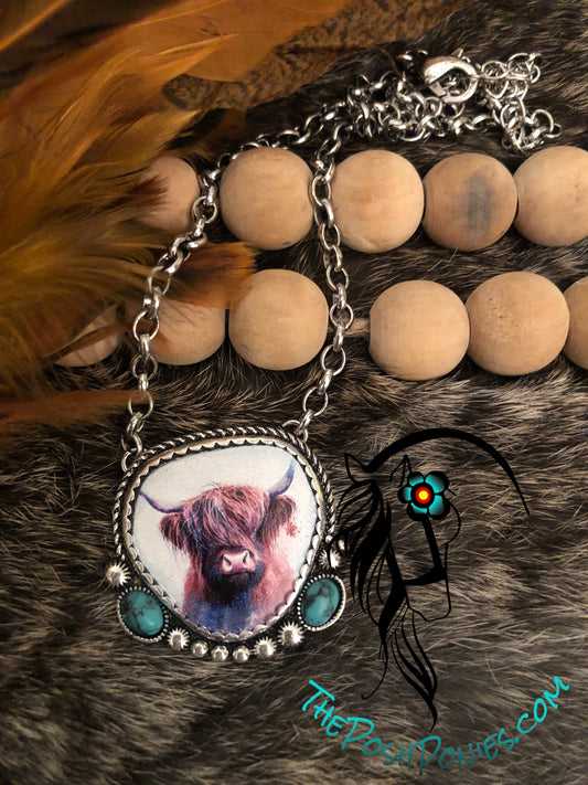 Super Cute Hottie Highlander Necklace 20"