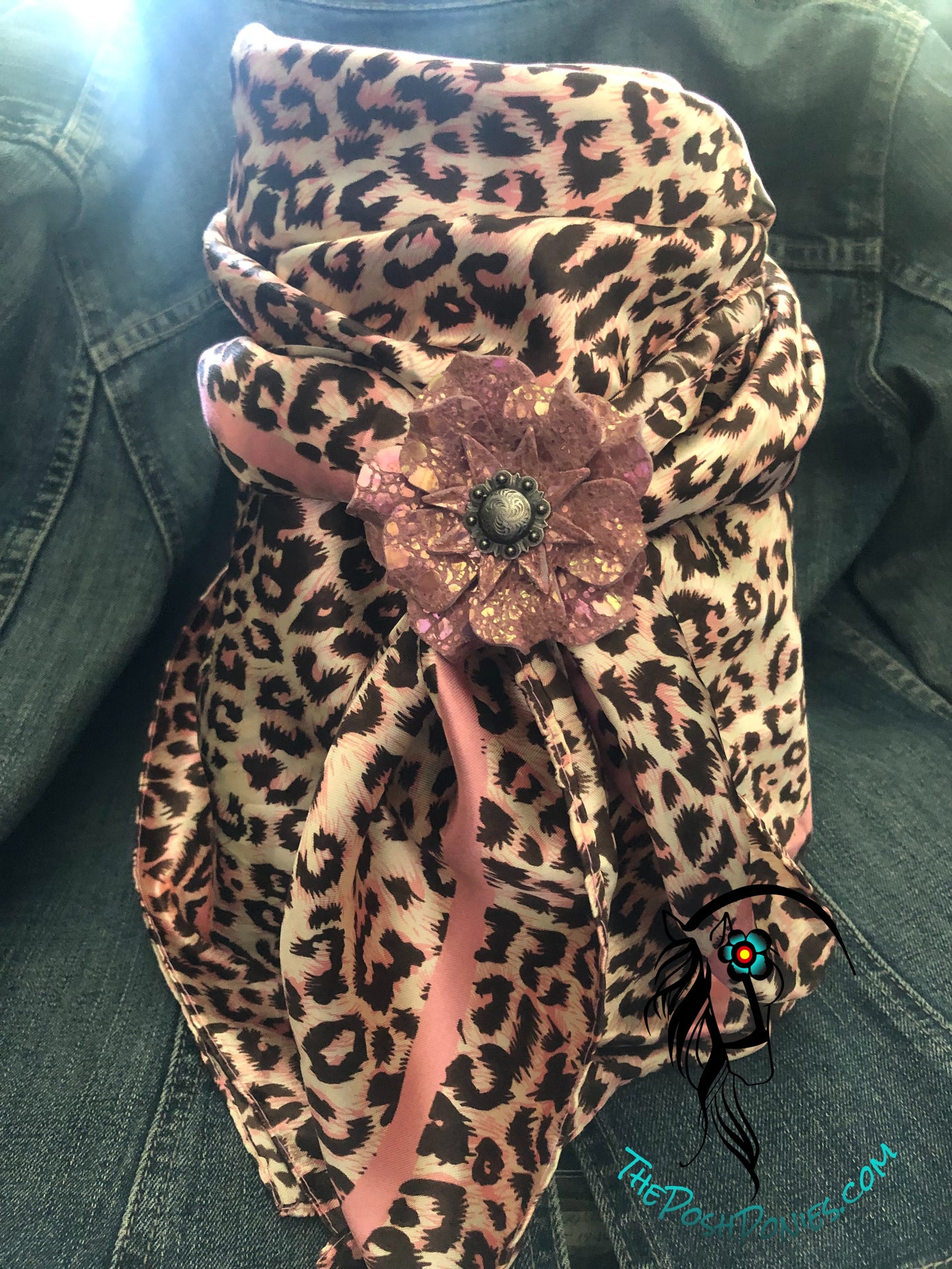 Pink Cheetah Wild Rag 35 x 35
