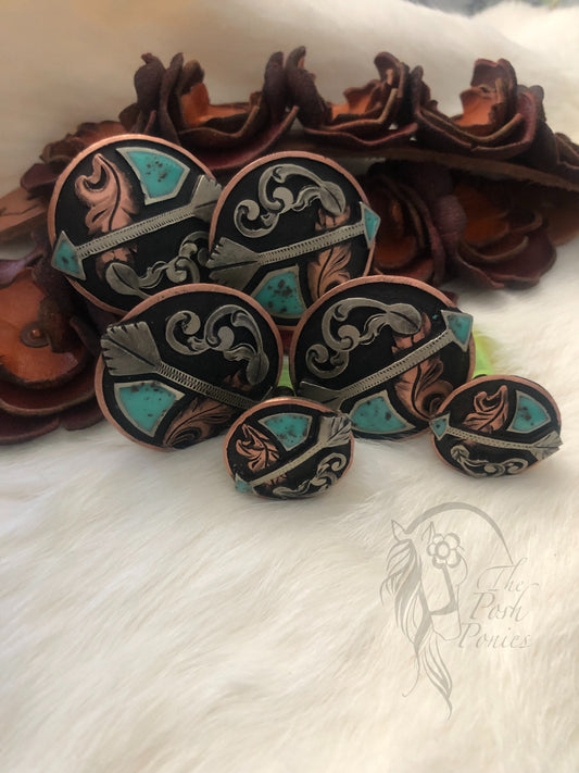 Handmade Turquoise Arrow Round Saddle Set