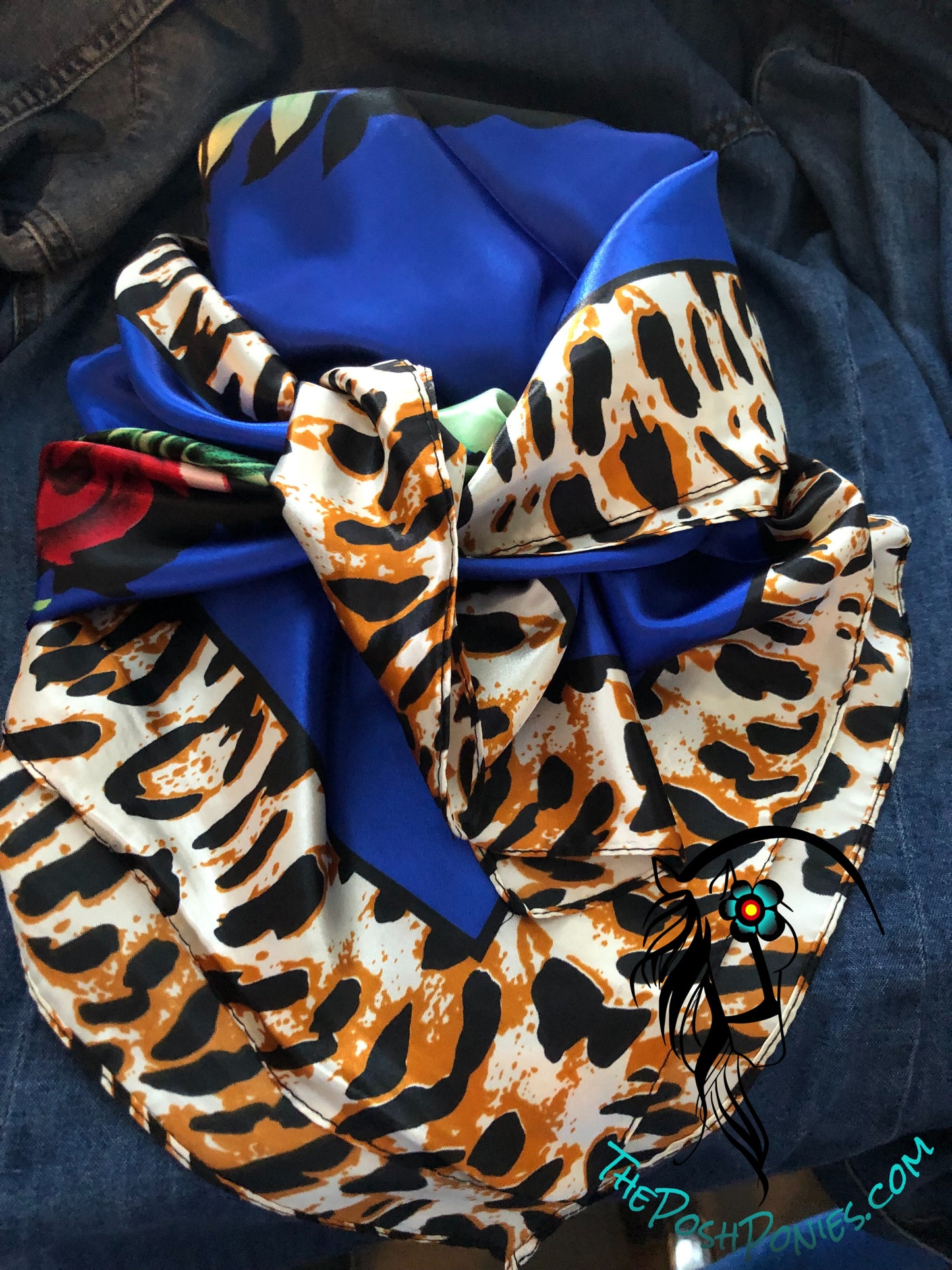 Wild Rag Bold Blue Floral Cheetah 36 x 36