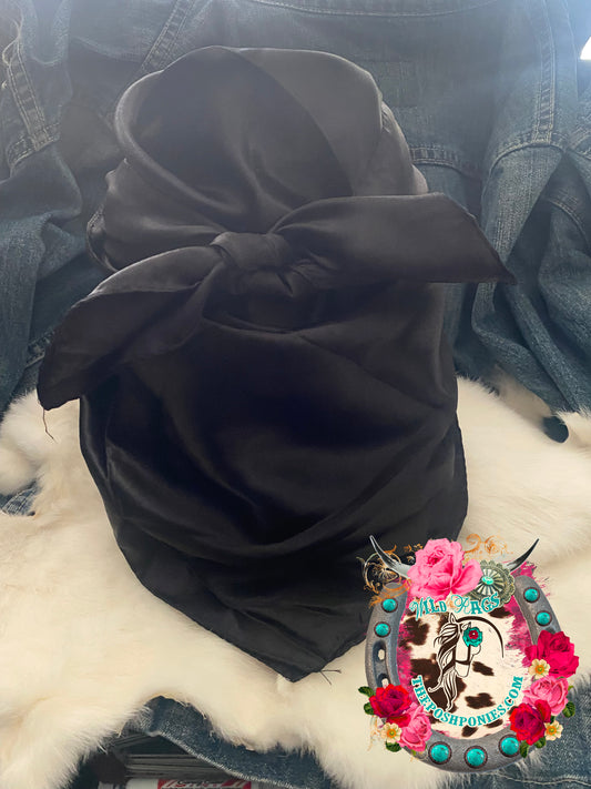 Black Wild Rag 35 x 35