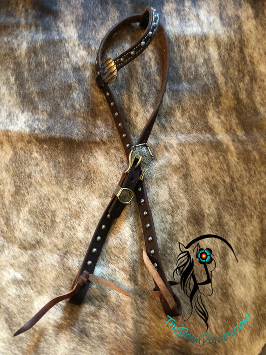 Handmade Simple Headstall with Silver Spots and Handmade Hardware USA Flag Concho and Traditional Cowboy Buckle Set