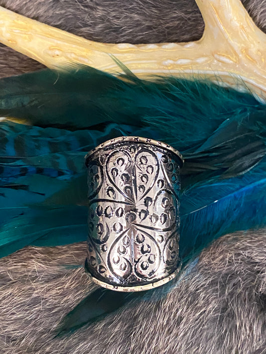 Handmade Engraved Heart Wild Rag Cylinder Slide with Brass Edging